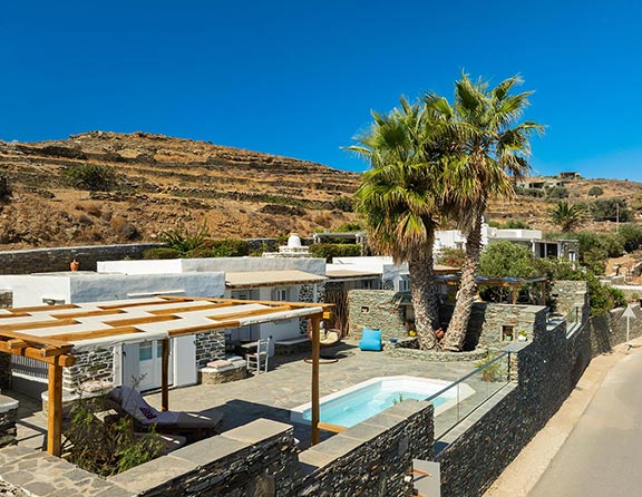 Πανοραμική εικόνα του Efthymia apartments στη Σίφνο