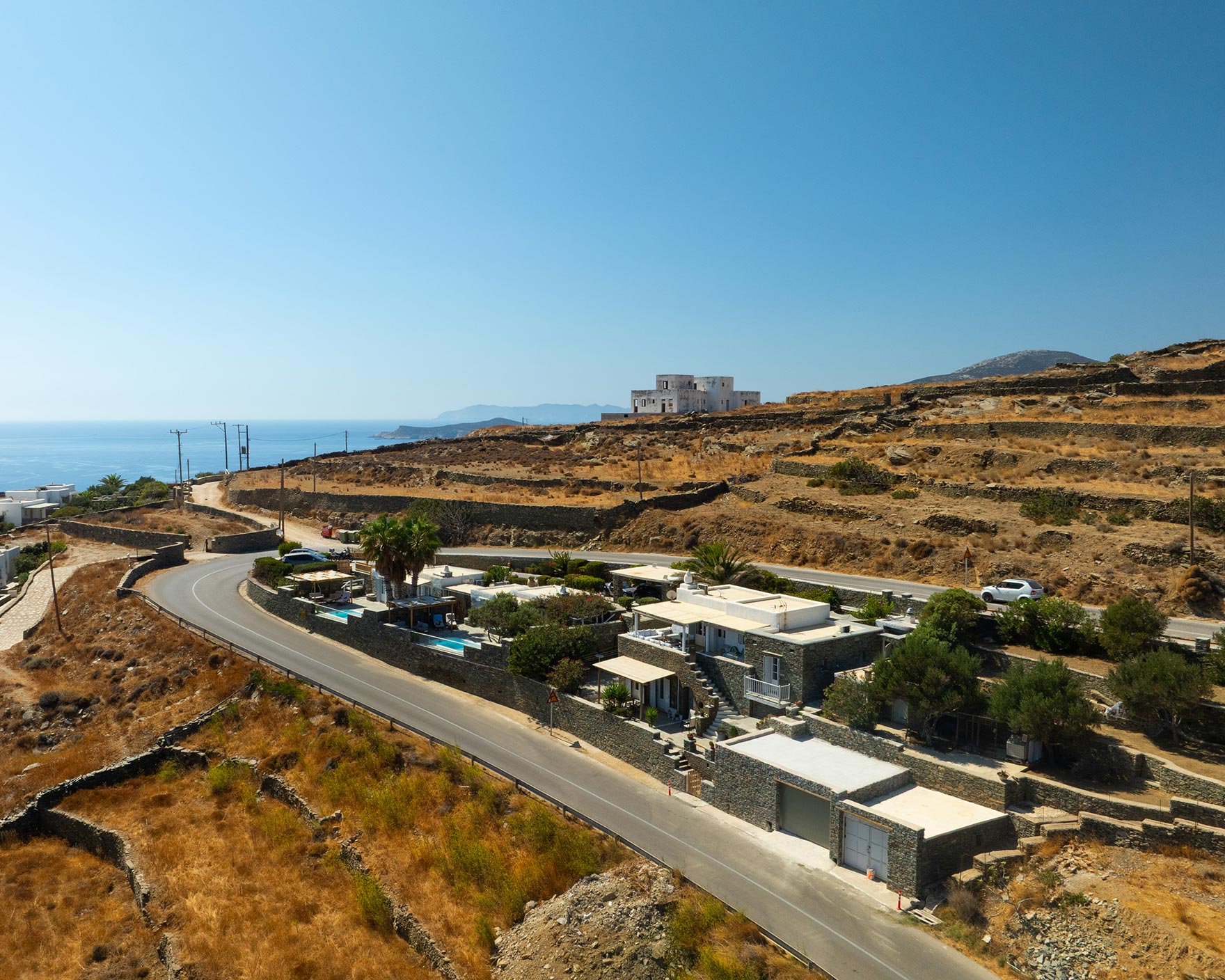 Τα καταλύματα Efthymia's apartments στη Σίφνο